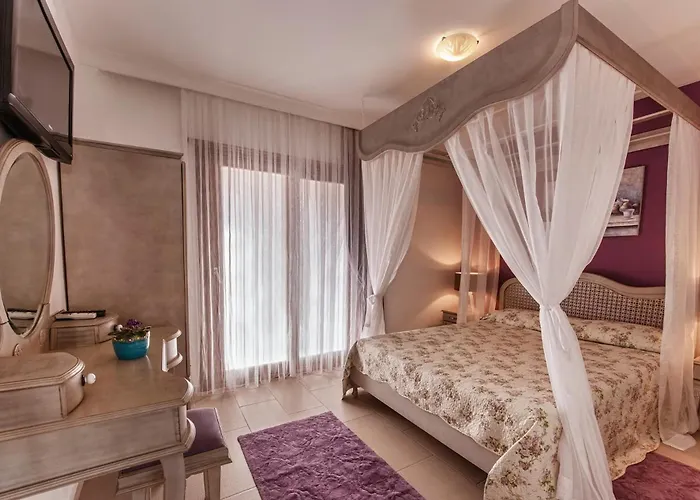 Penzion Mara Bahce Alaçatı