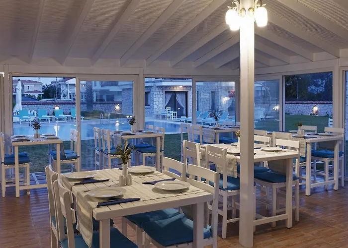 Mara Bahce Alaçatı